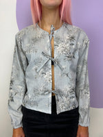 Load image into Gallery viewer, Hollie Shirt in Grey Floral
