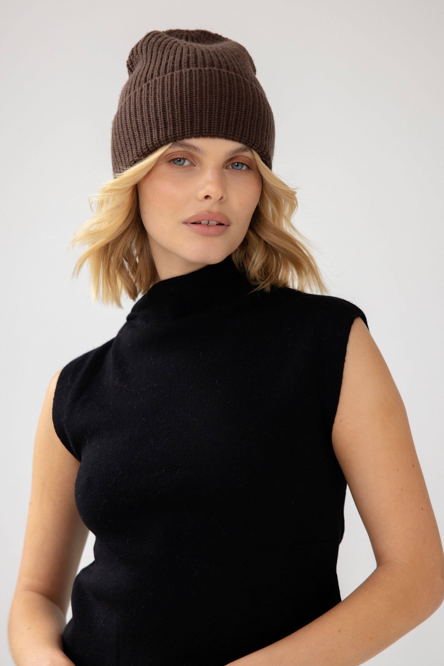 Merino Wool Beanie - Dark Earth